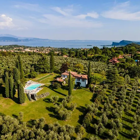Poderi La Rocchetta Luxury On The Hills Of Garda * 圣菲利斯·德尔·贝纳茨