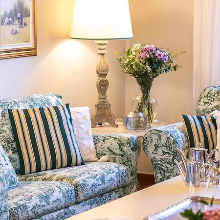 بيت للعطل Poderi La Rocchetta Luxury On The Hills Of Garda